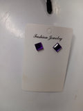 Boucles d'Oreilles Clous Résine Époxy Forme Losange – Fait Main