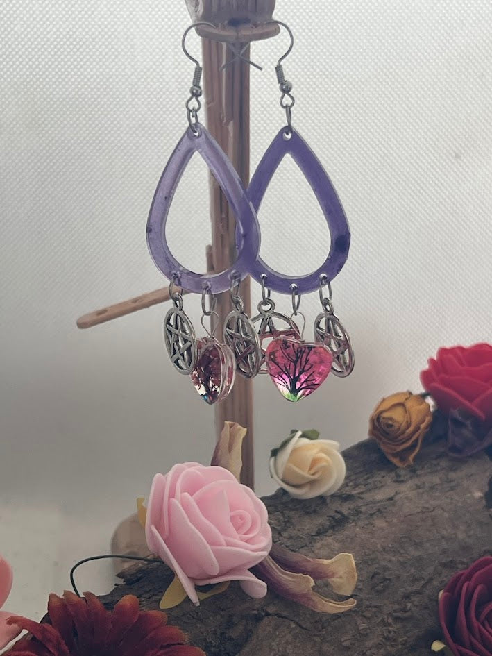 Boucles d'oreilles Ovales Violettes avec Pendentifs Pentagramme et Arbre de Vie — Fait Main