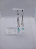Boucles d'Oreilles Pendantes Métal Argenté Perles Naturelles et Pierre Turquoise – Fait Main