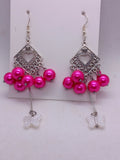 Boucles d'Oreilles Pendantes Perles Rose Fuchsia Losange Argenté Papillon Blanc Nacré Anti-Allergique