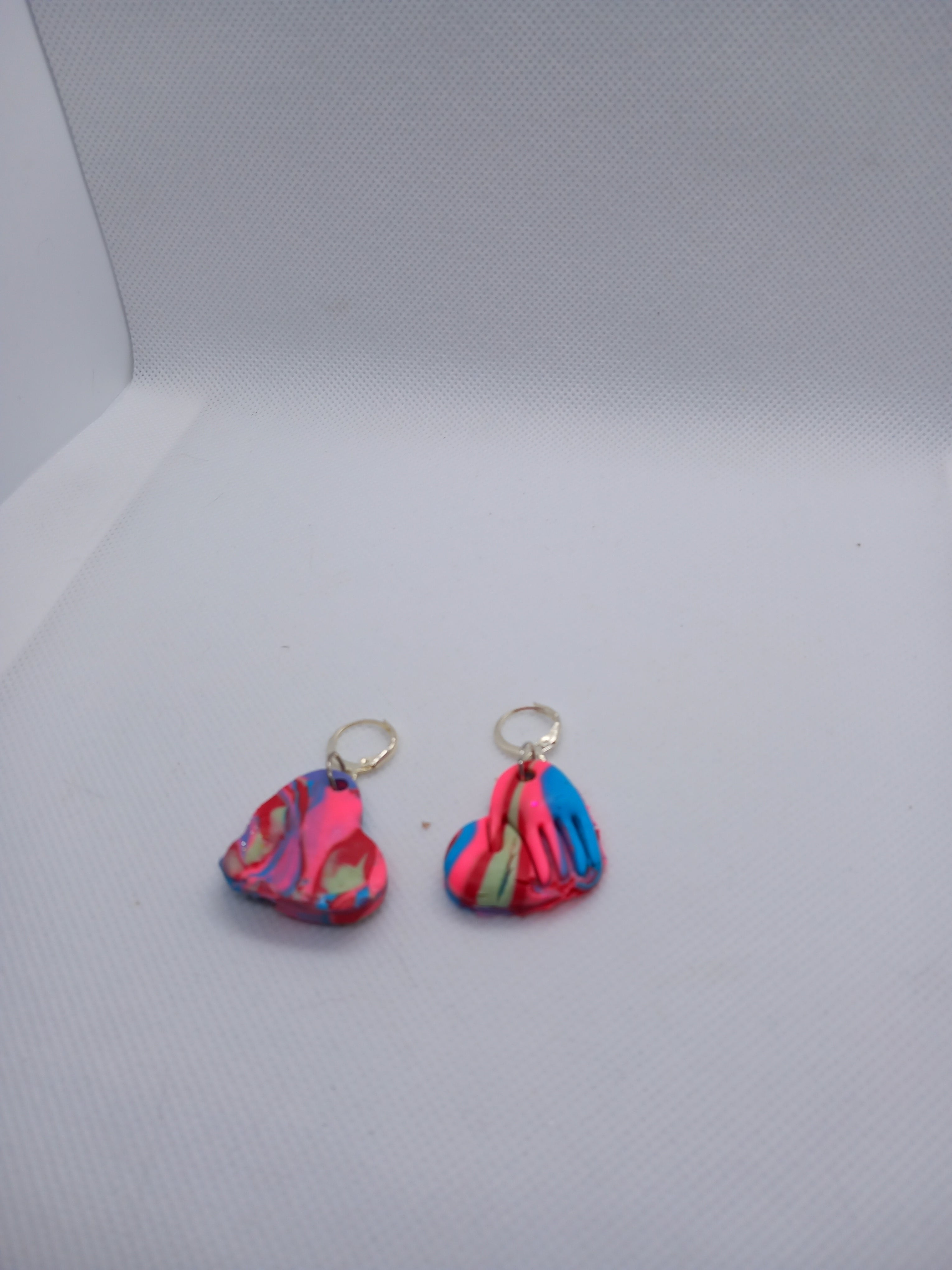 Boucles d'Oreilles Cœur Pâte Fimo Multicolore Crochet Acier Inoxydable Anti-Allergique